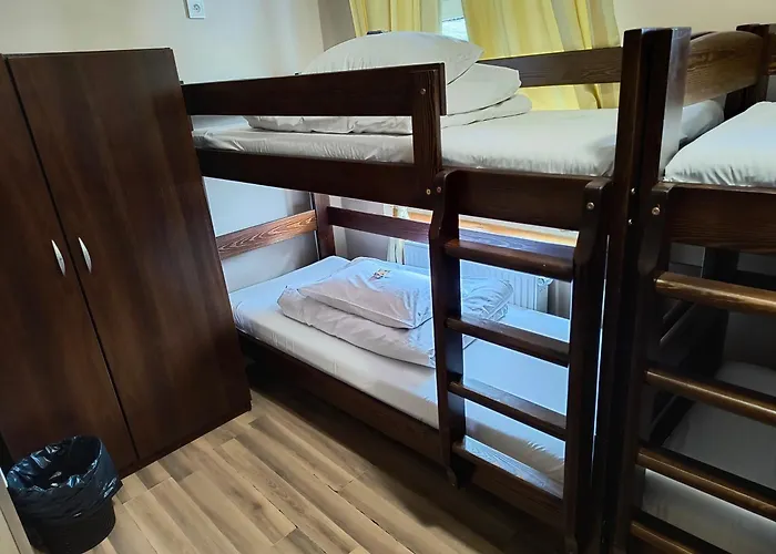 Przy Zoo Hostel Vratislav