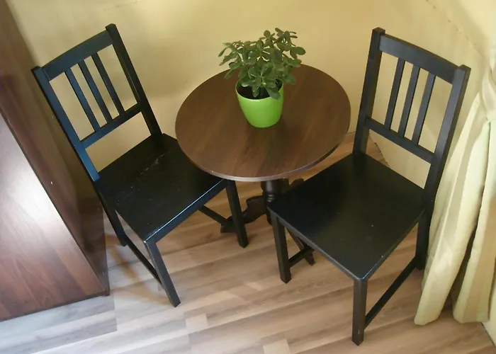 Przy Zoo بيت شباب فروتسواف