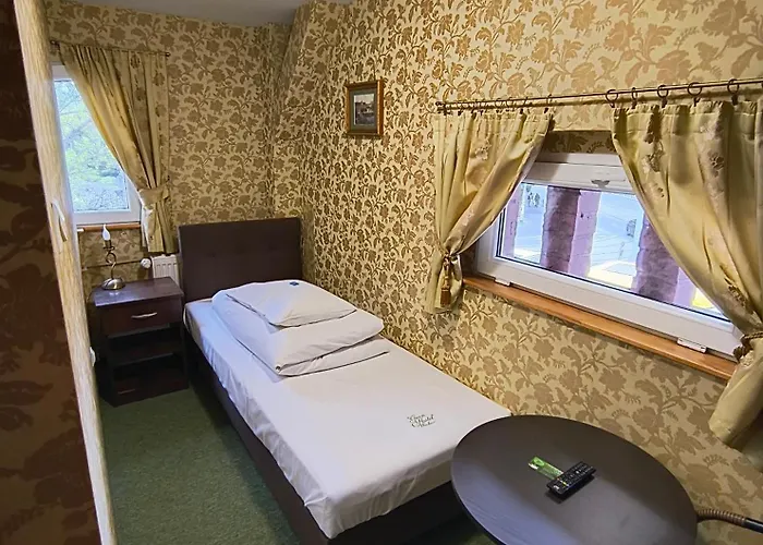 بيت شباب Przy Zoo